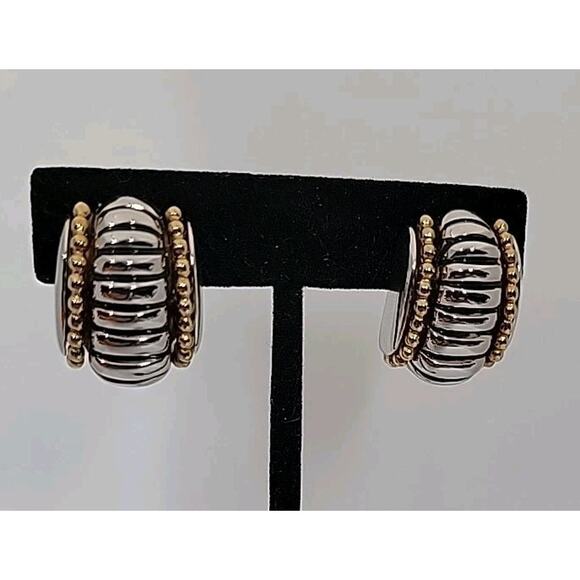 Vintage T*J High-End Renaissance Revival Design Clip-on Earrings Gold/Silvertone - Picture 1 of 15